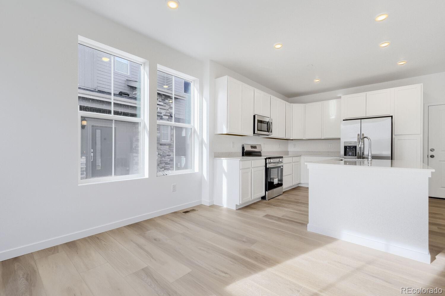 7644 S Cherokee Circle W