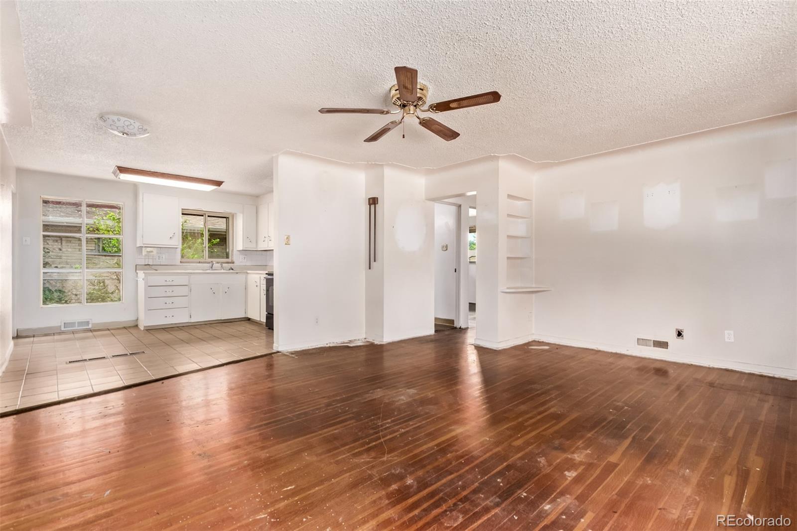 4850 W 4th Avenue