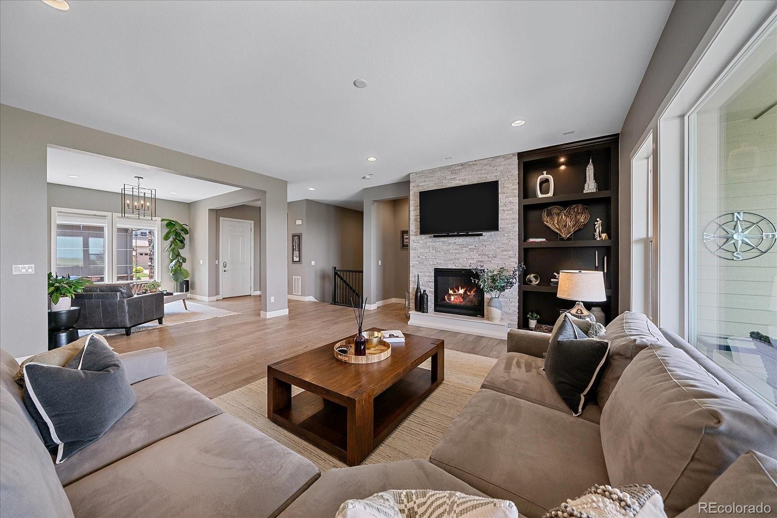 19661 W 95th Place