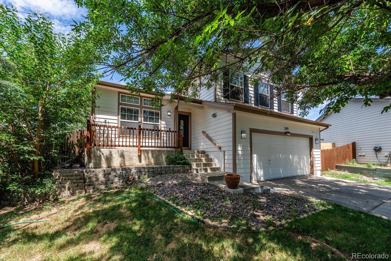 389 N 18th Court
