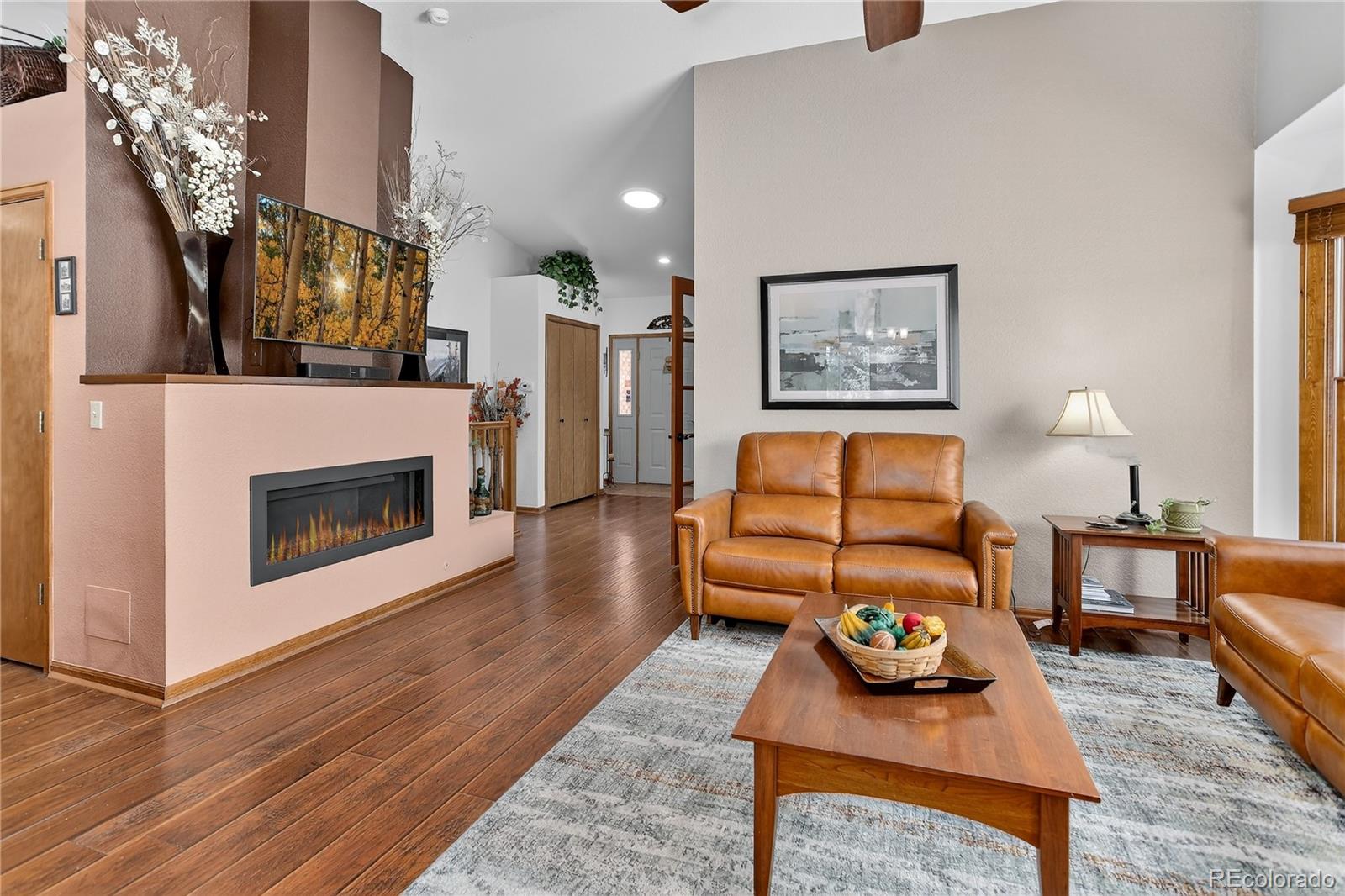 4841 W 92nd Place