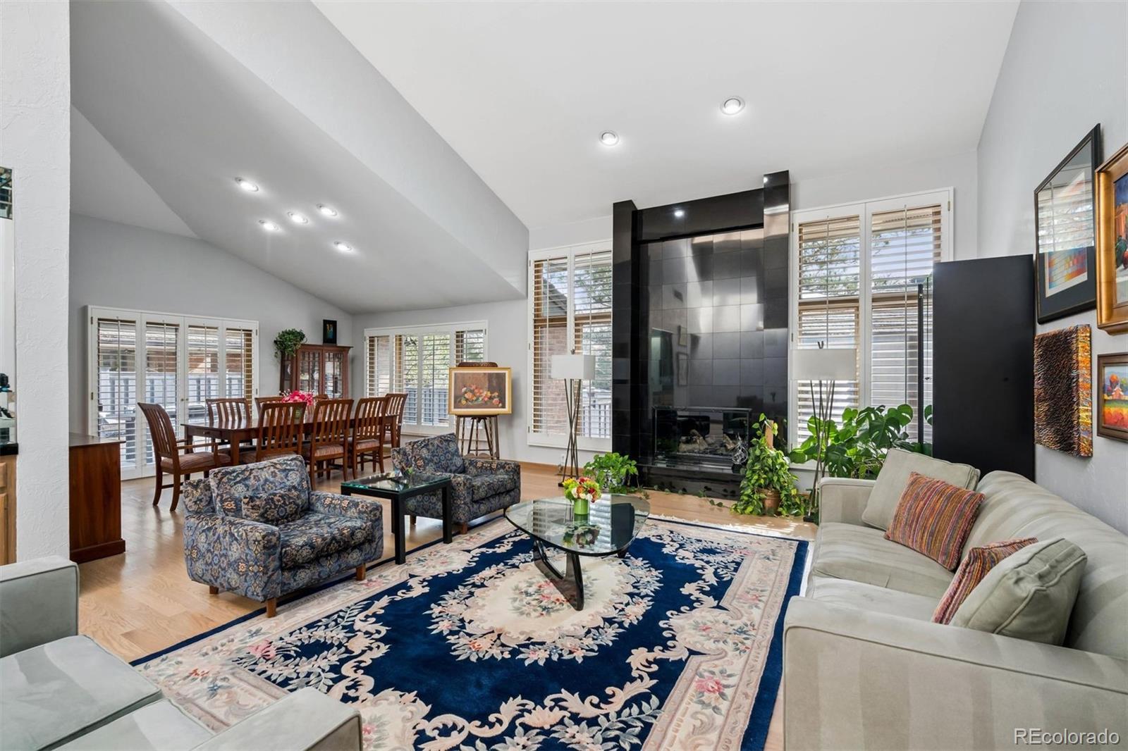 2777 S Elmira Street 17