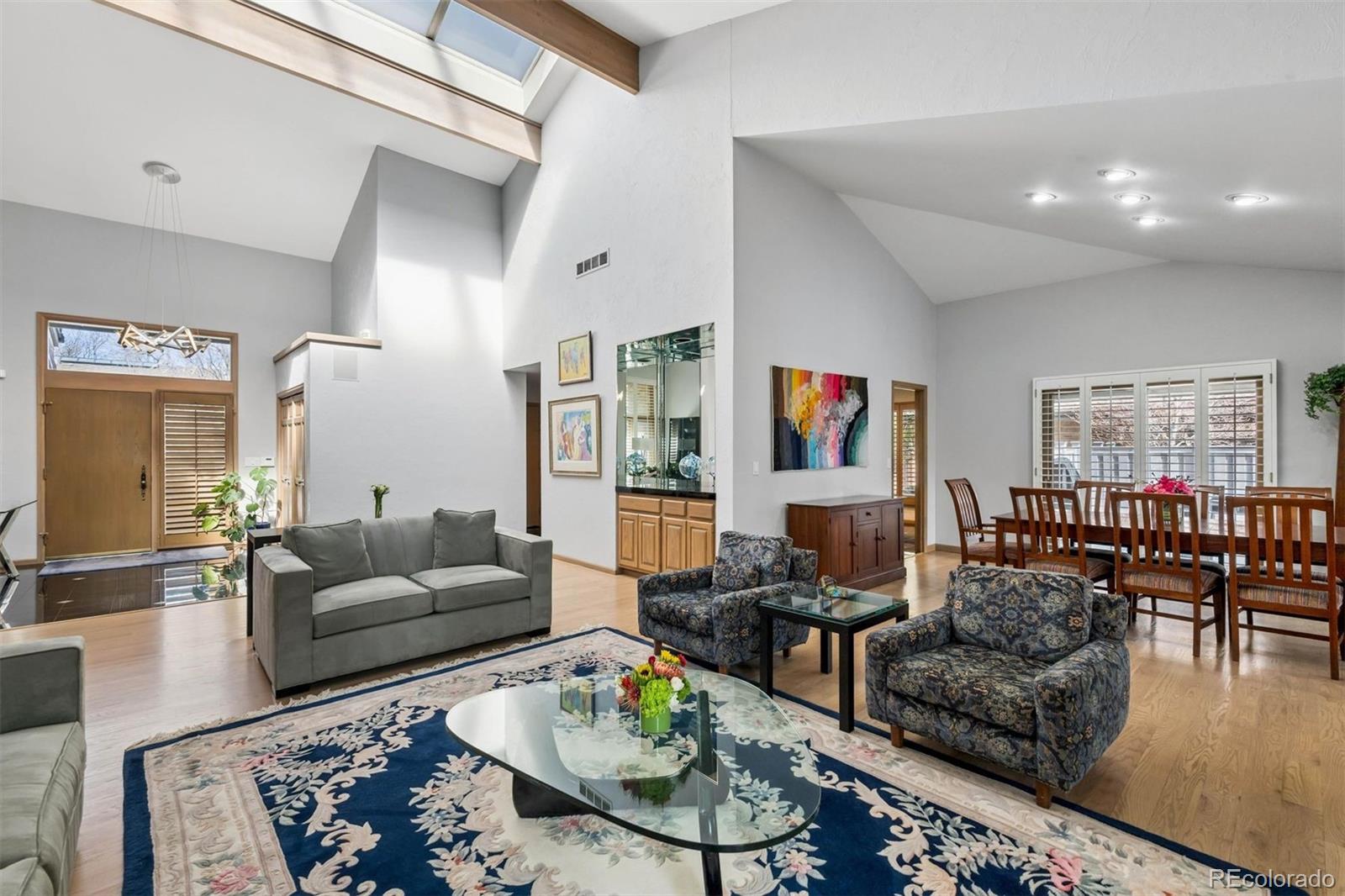 2777 S Elmira Street 17