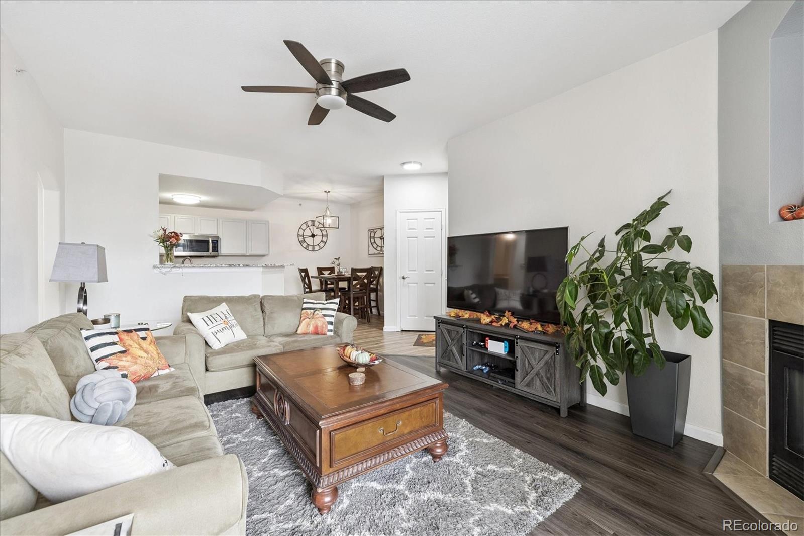 7440 S Blackhawk Street 9-204, Englewood, CO, 80112 2 7440 S Blackhawk Street 9-204
