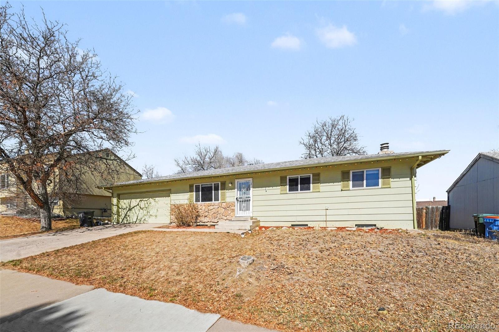 6511 S Dahlia Circle