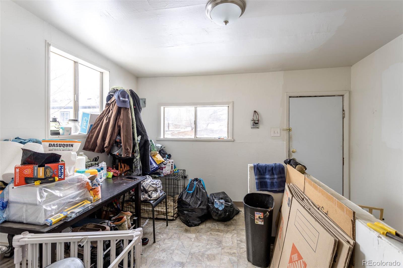 1709 W Asbury Avenue