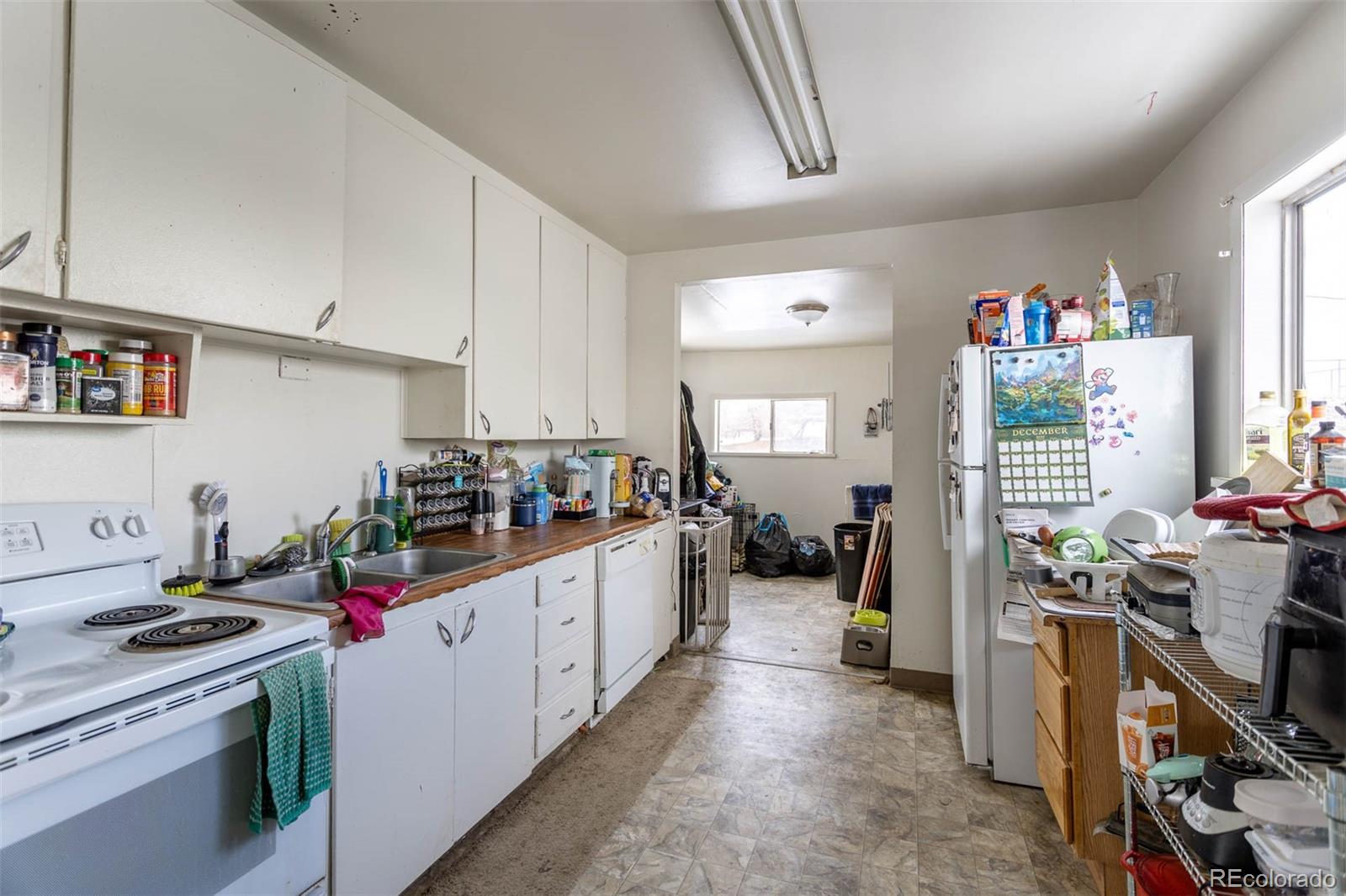 1709 W Asbury Avenue