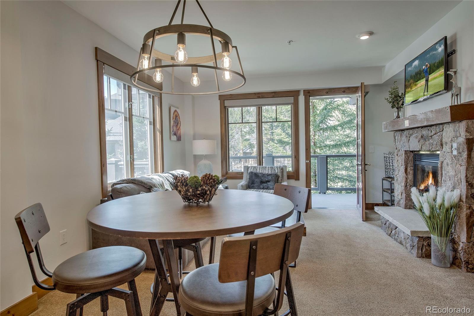 50 Mountain Thunder Drive 1214