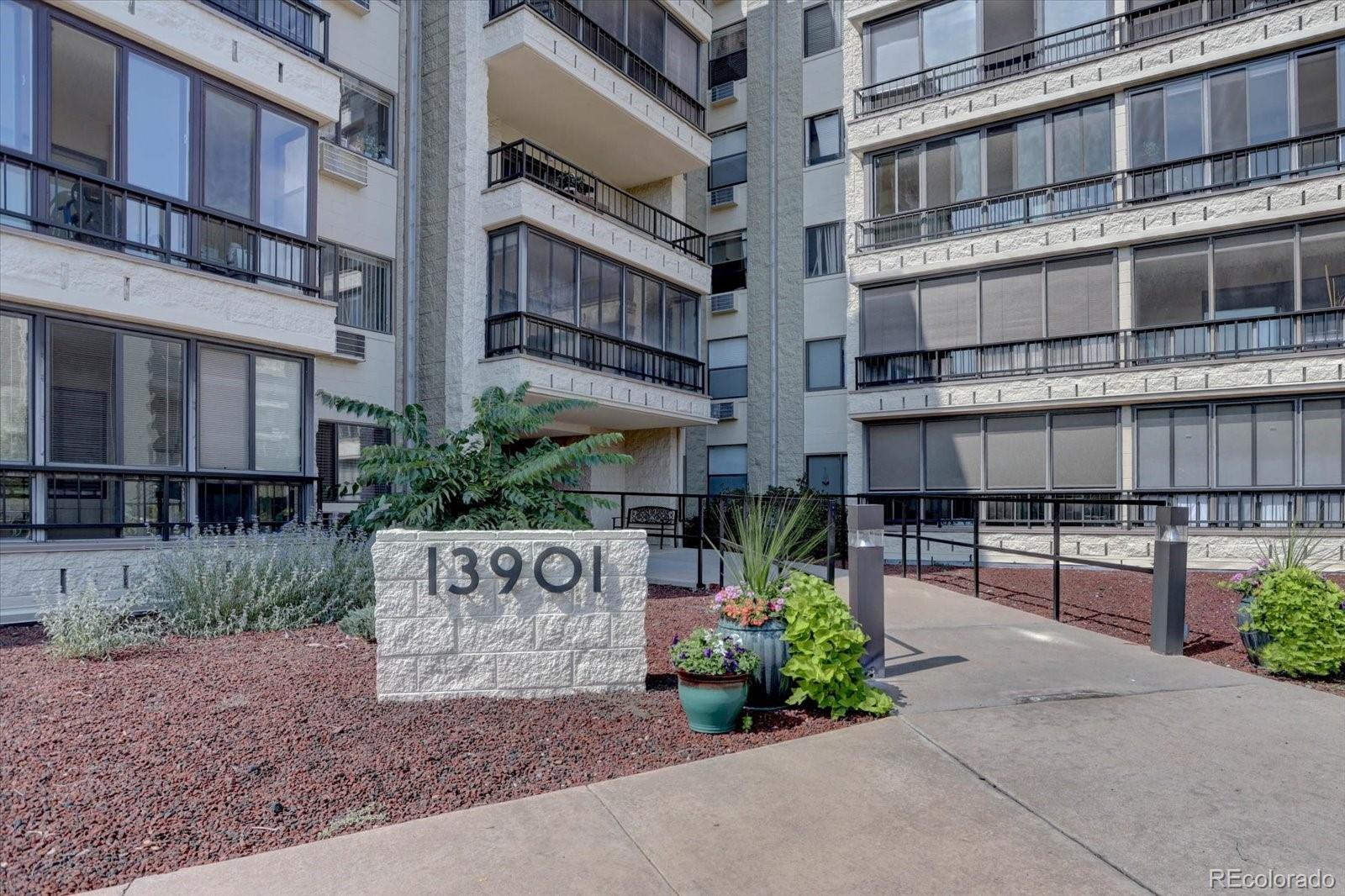 13901 E Marina Drive 511