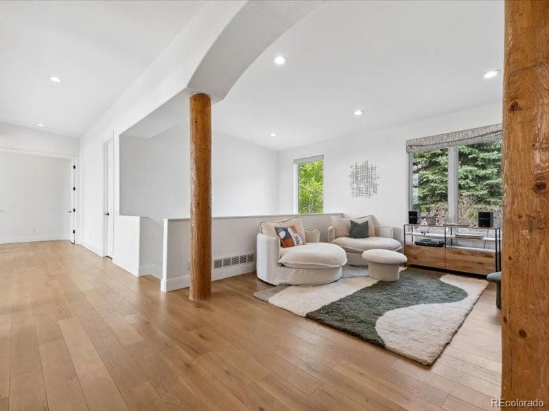 21946 Panorama Drive