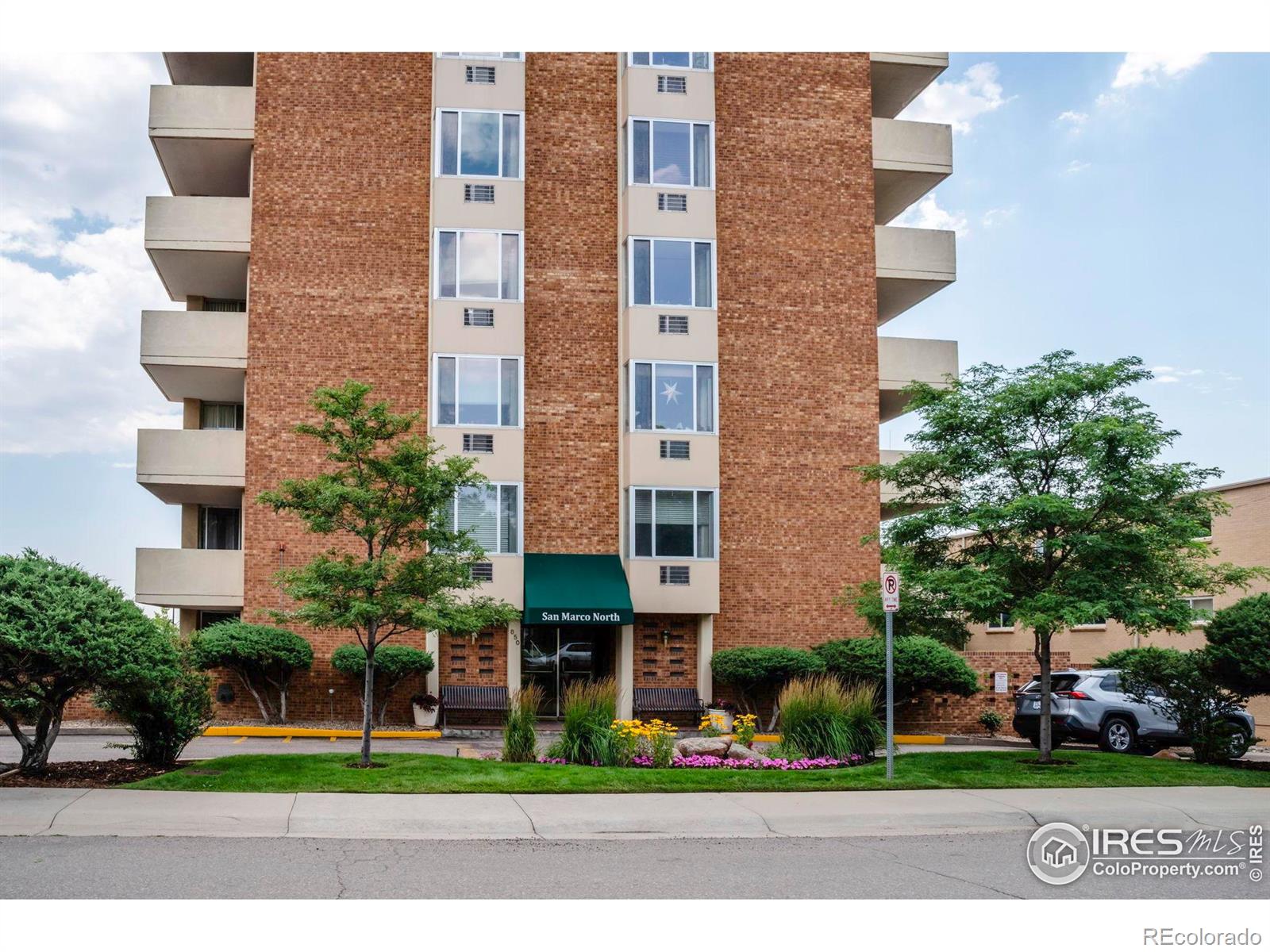850 20th Street 403
