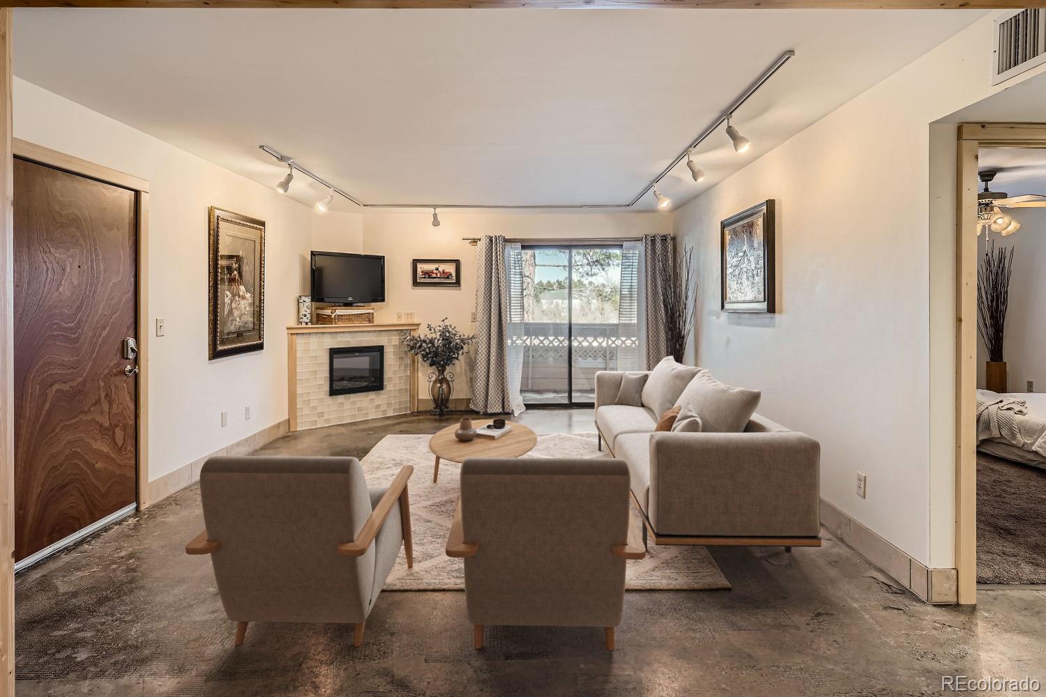 400 Zang Street 1-105, Lakewood, CO, 80228 2 400 Zang Street 1-105