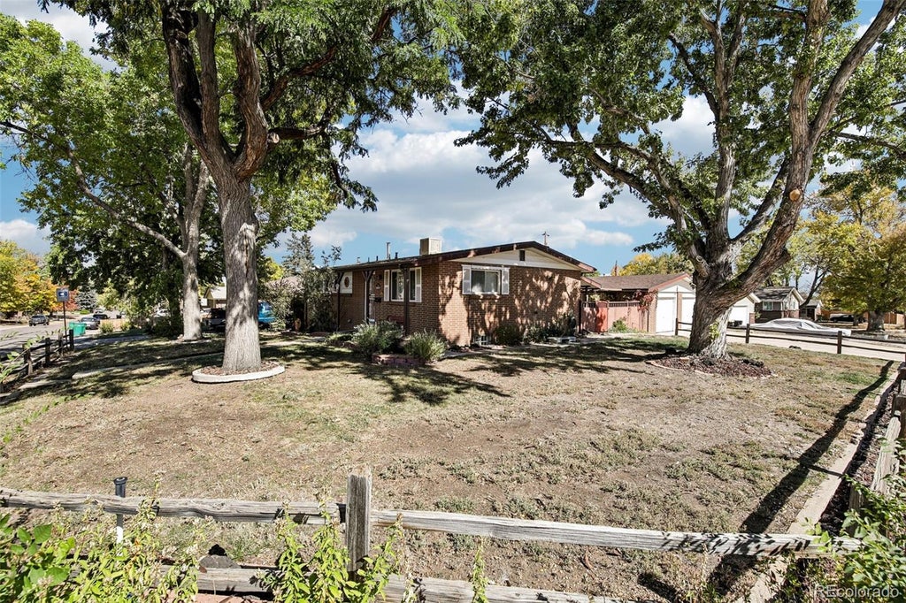 Photo of 1694 S Balsam Street, Lakewood, CO 80232 (MLS # 2090811)