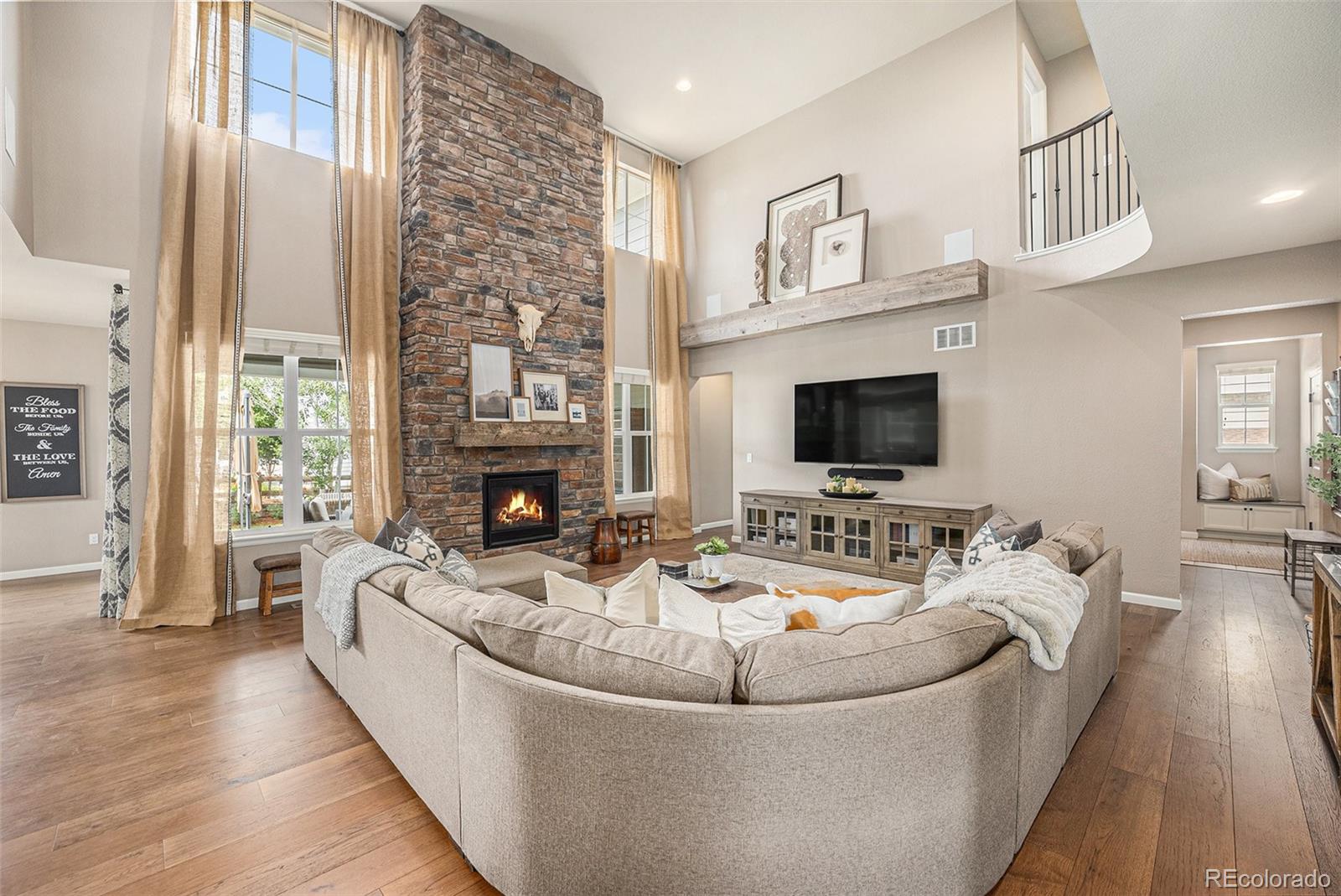915 Rocky Ridge Circle