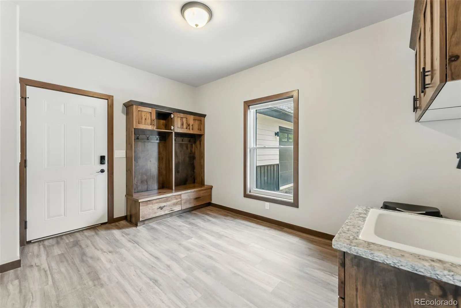 Breckenridge, Colorado 80424, United States, 4 Bedrooms Bedrooms, ,5 BathroomsBathrooms,Residential,Active,179767