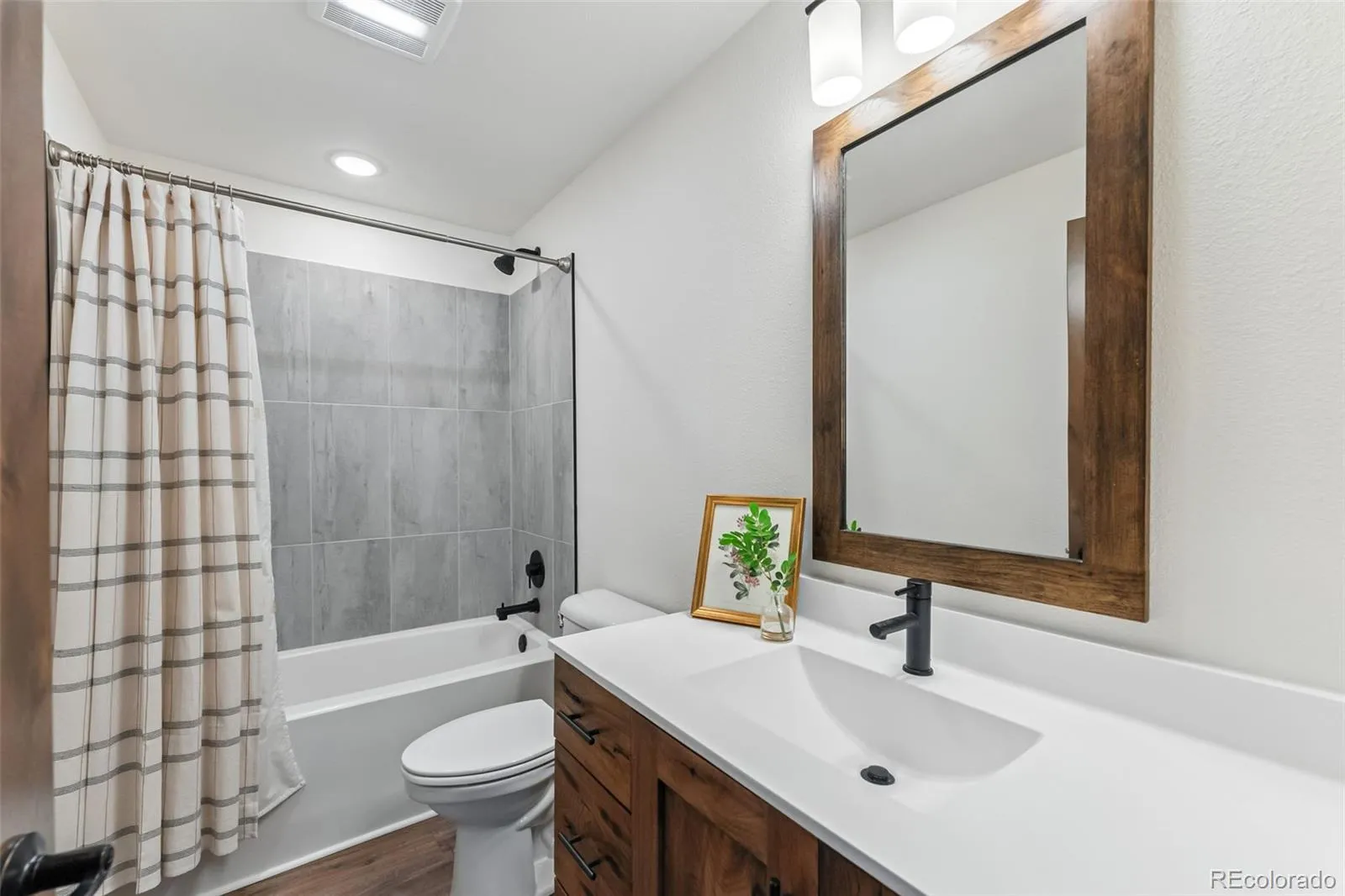 Breckenridge, Colorado 80424, United States, 4 Bedrooms Bedrooms, ,5 BathroomsBathrooms,Residential,Active,179767