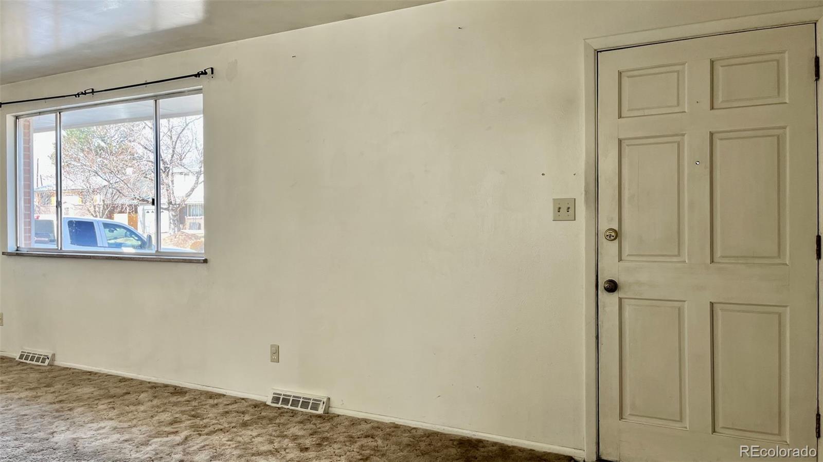 7464 W Louisiana Avenue