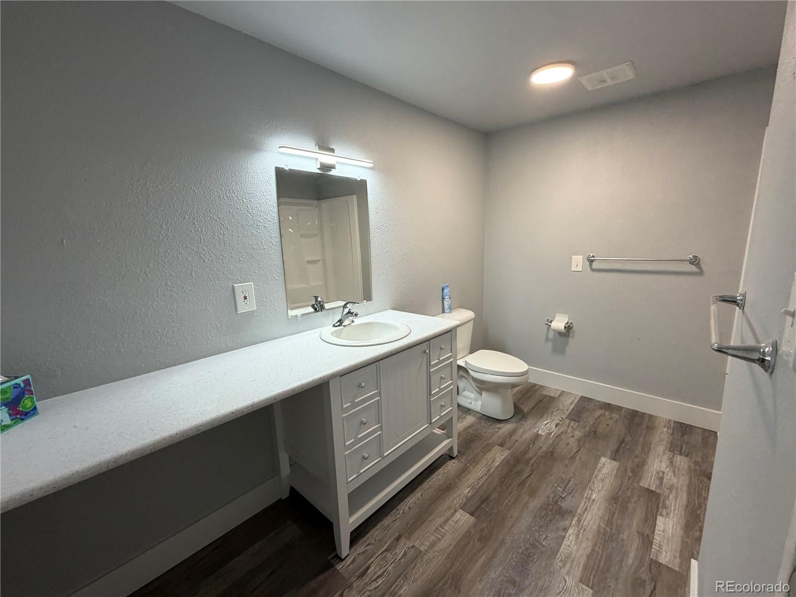 209 E Highline Circle 202