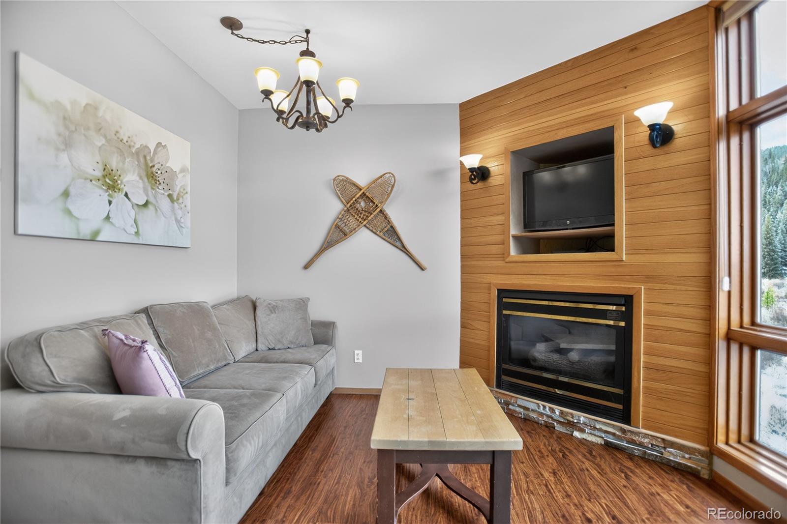 24 River Run Road 2911