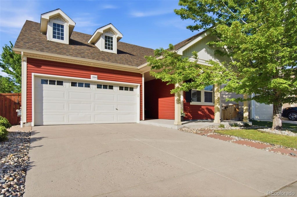 Photo of 1904 Coach House Loop, Castle Rock, CO 80109 (MLS # 9644485)