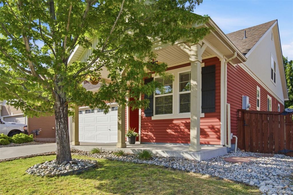 Photo of 1904 Coach House Loop, Castle Rock, CO 80109 (MLS # 9644485)