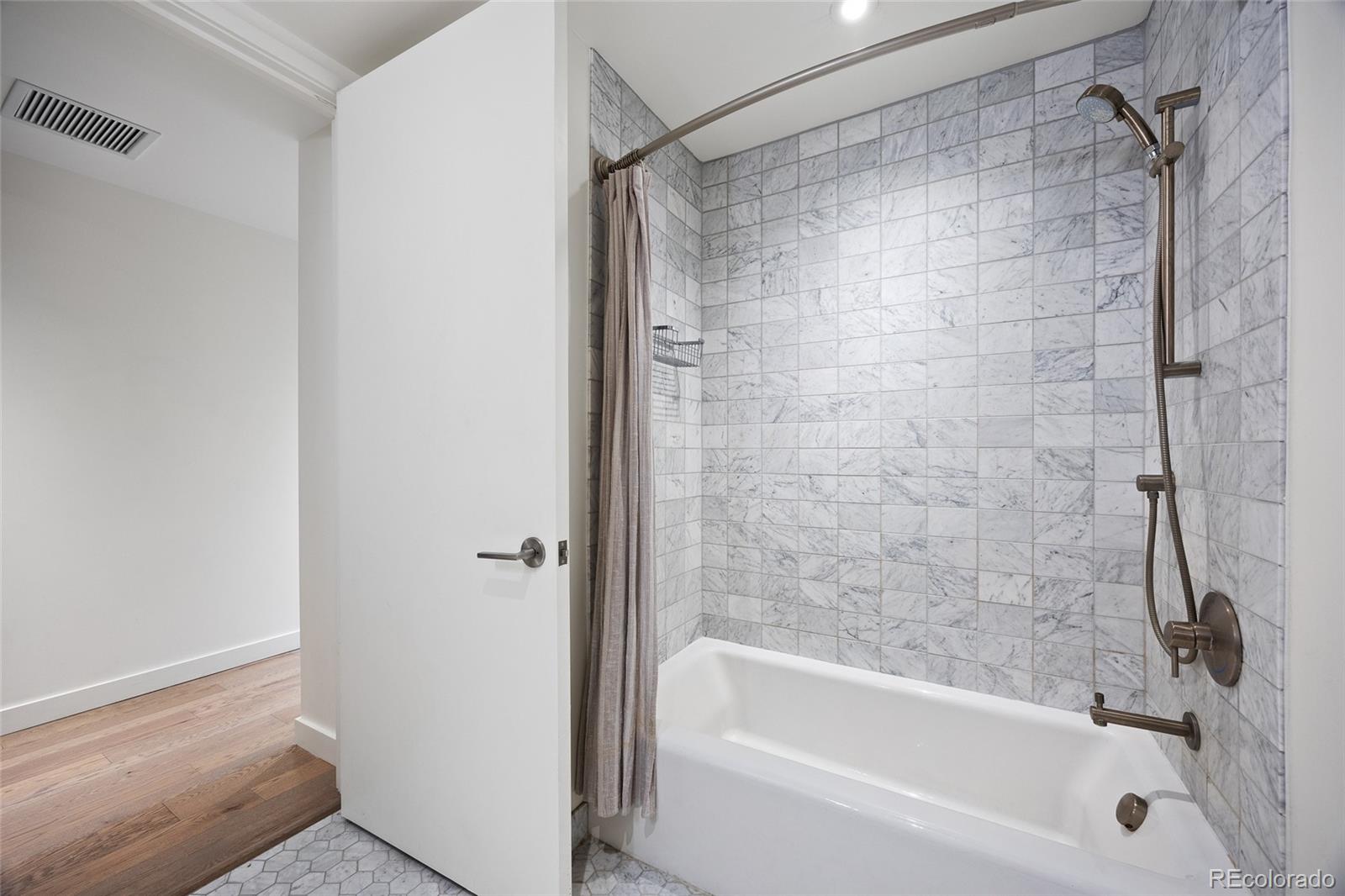 1750 Wewatta Street 1536, Denver, CO, 80202 4 1750 Wewatta Street 1536