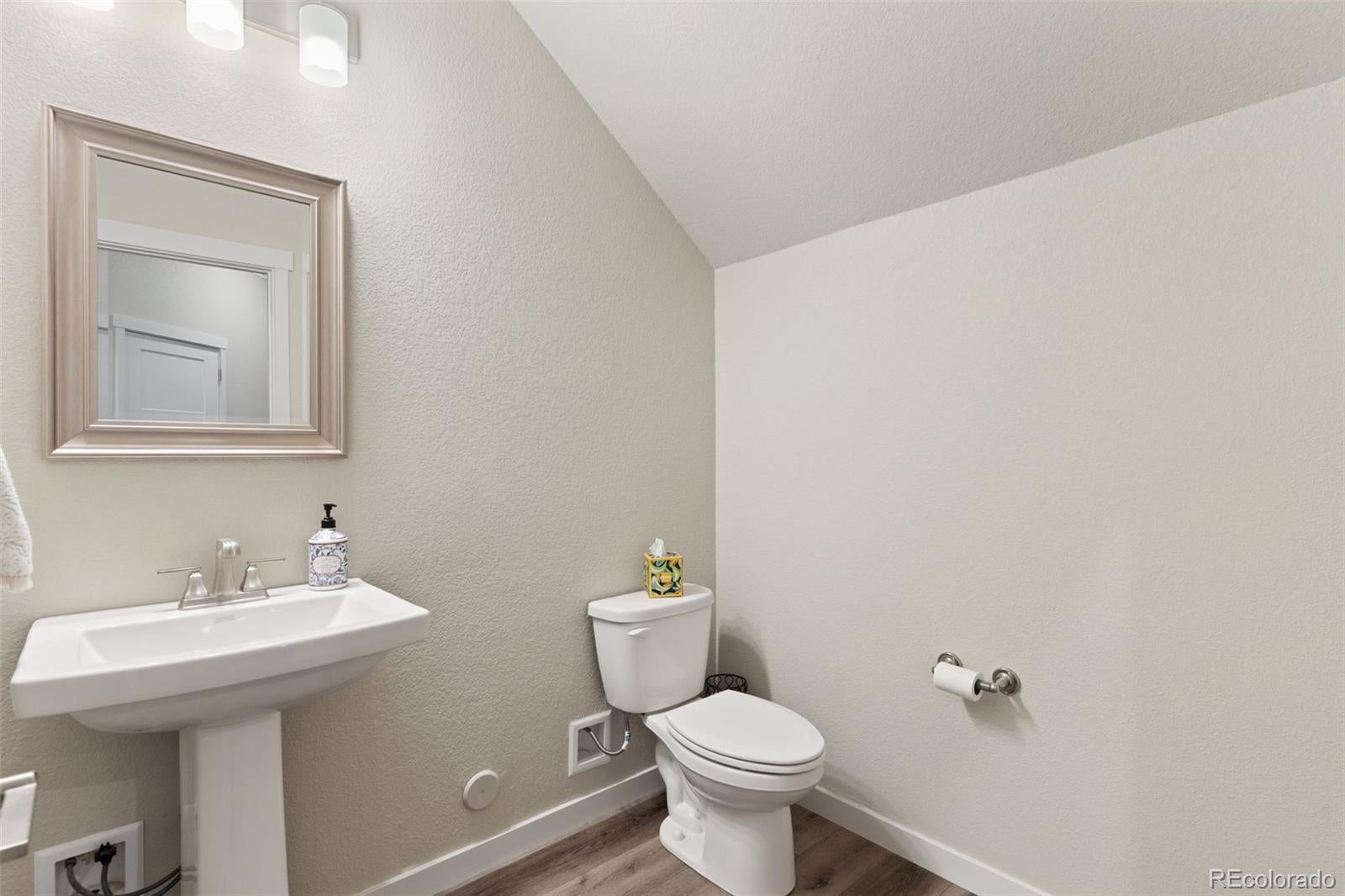 5690 Villa Lorenzo