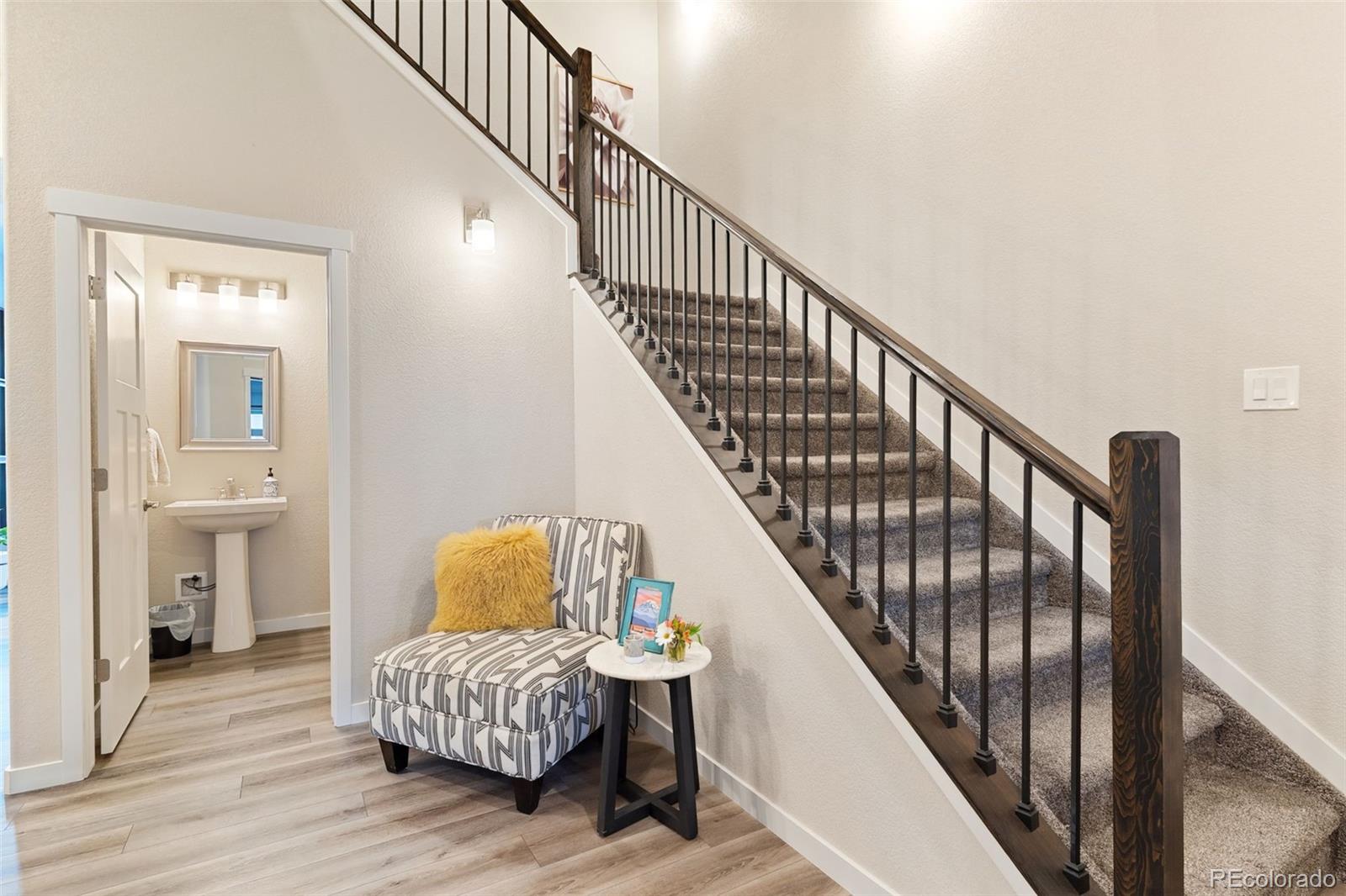 5690 Villa Lorenzo
