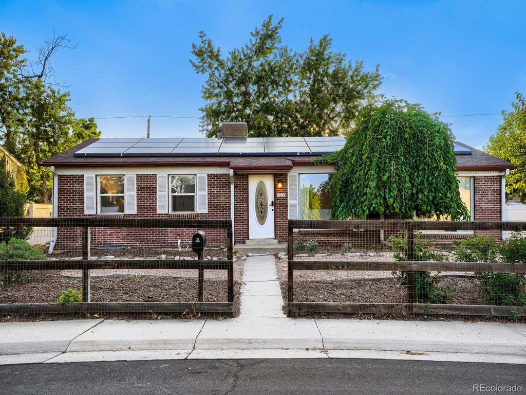 Photo of 5533 Raritan Way, Denver, CO 80221 (MLS # 9152774)