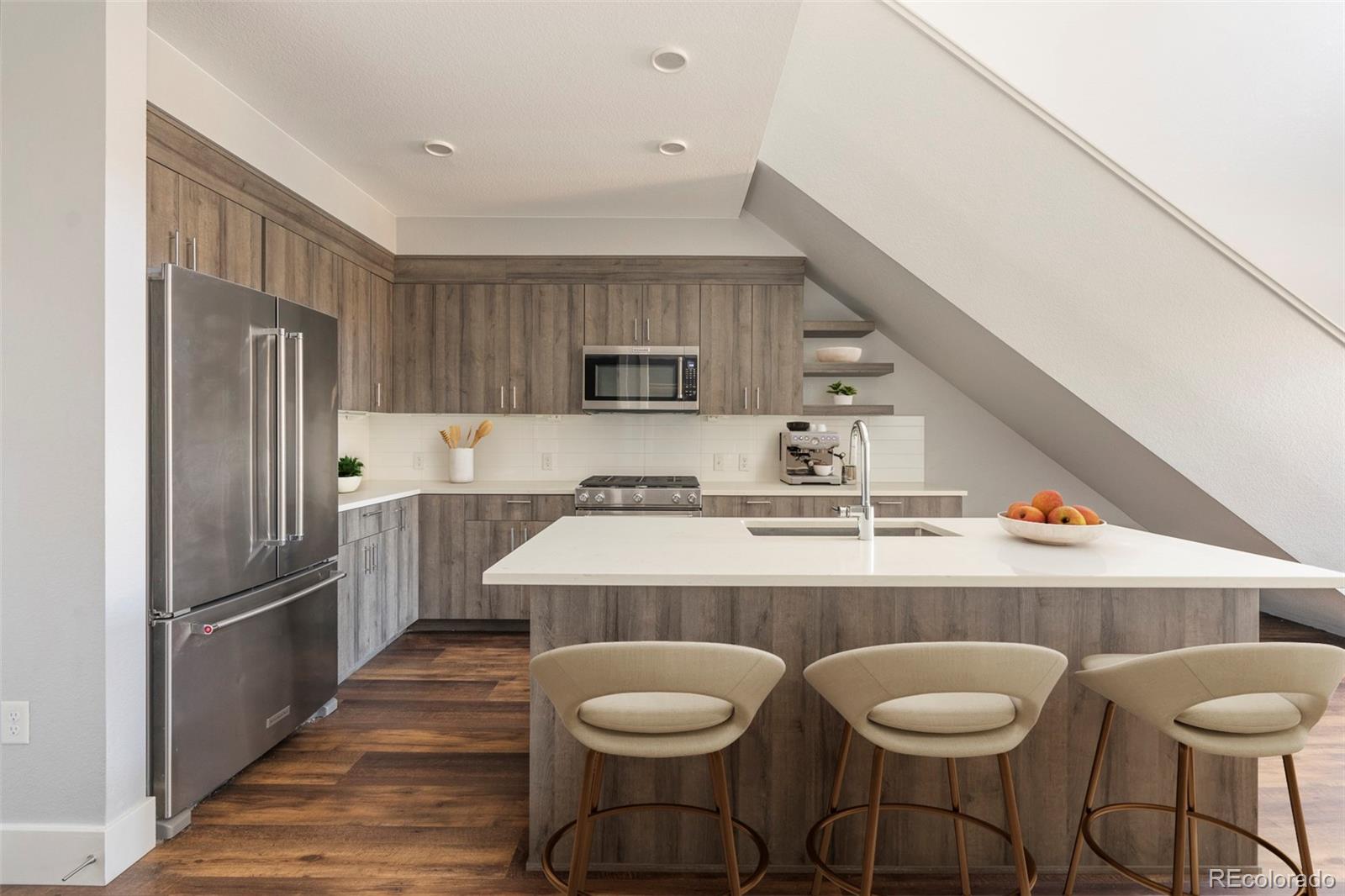 431 E Bayaud Avenue R305