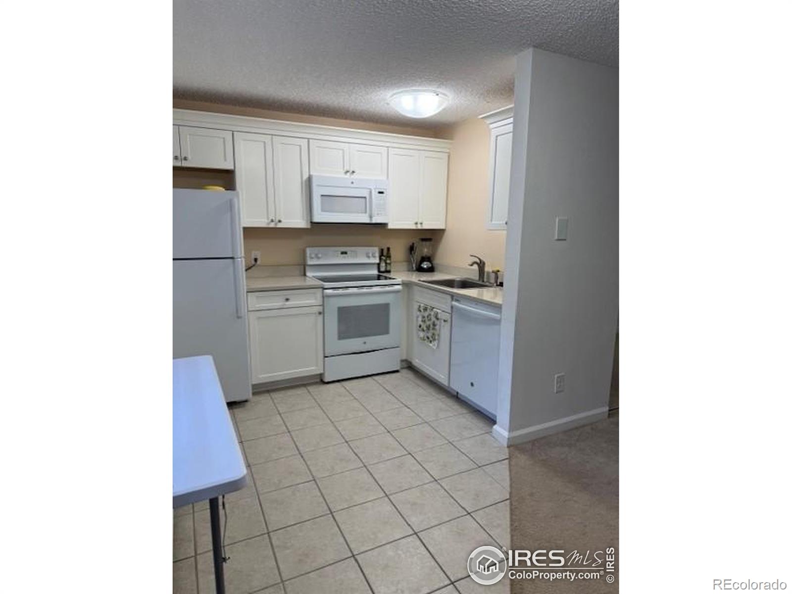 3161 Madison Avenue 313