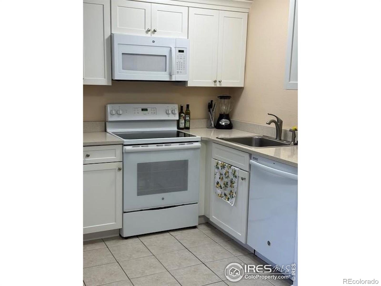 3161 Madison Avenue 313