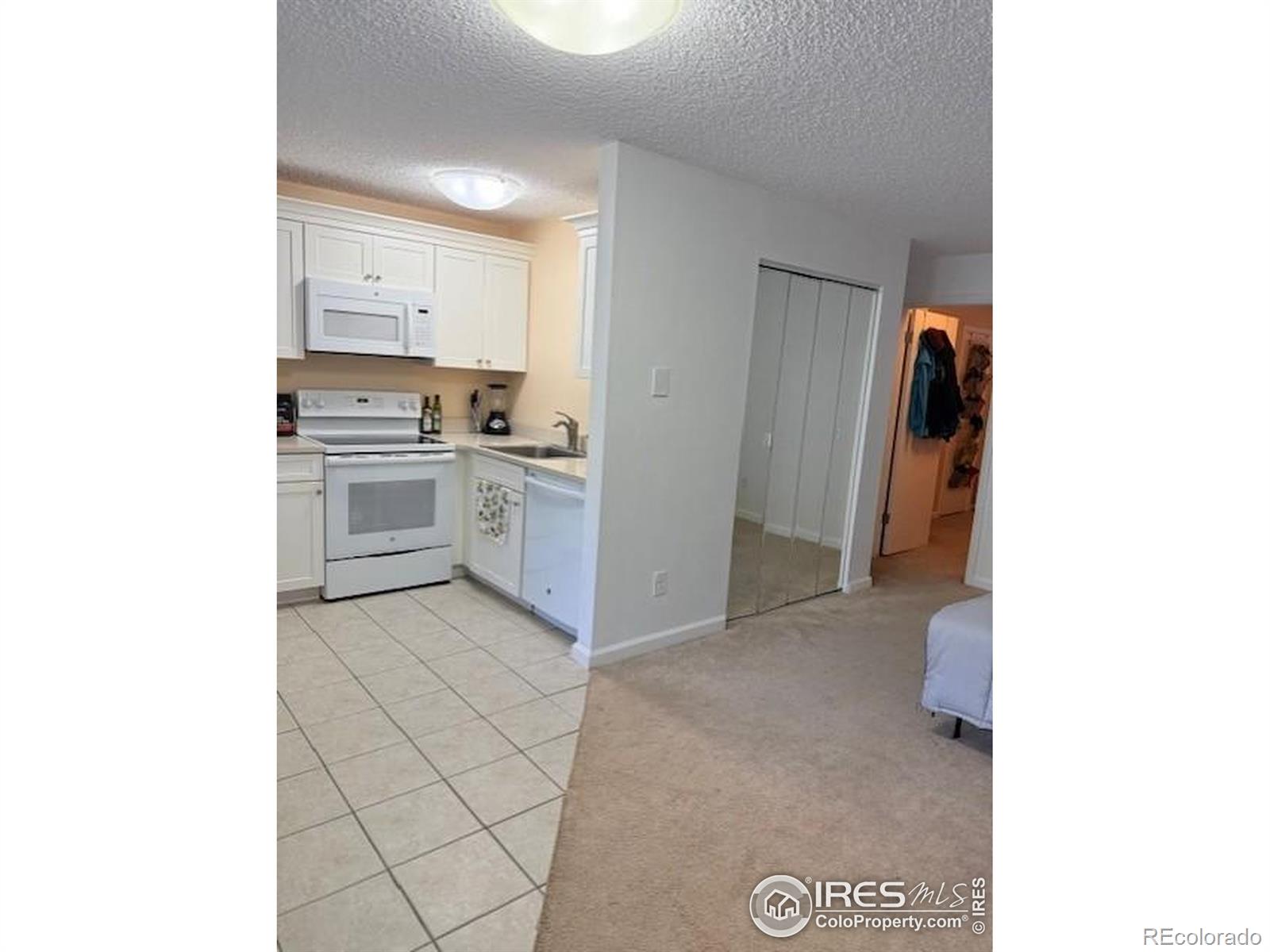 3161 Madison Avenue 313