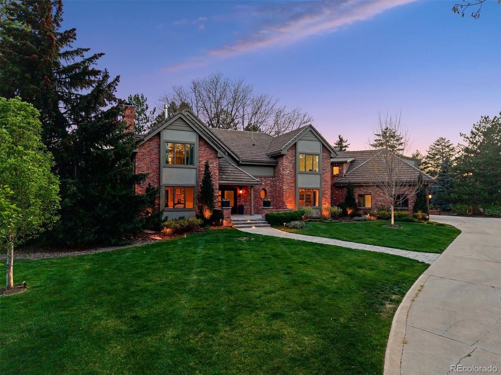 Photo of 15 Mockingbird Lane, Englewood, CO 80113 (MLS # 8446817)