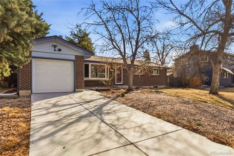 Photo of 675 W Fremont Drive, Littleton, CO 80120 (MLS # 4658821)