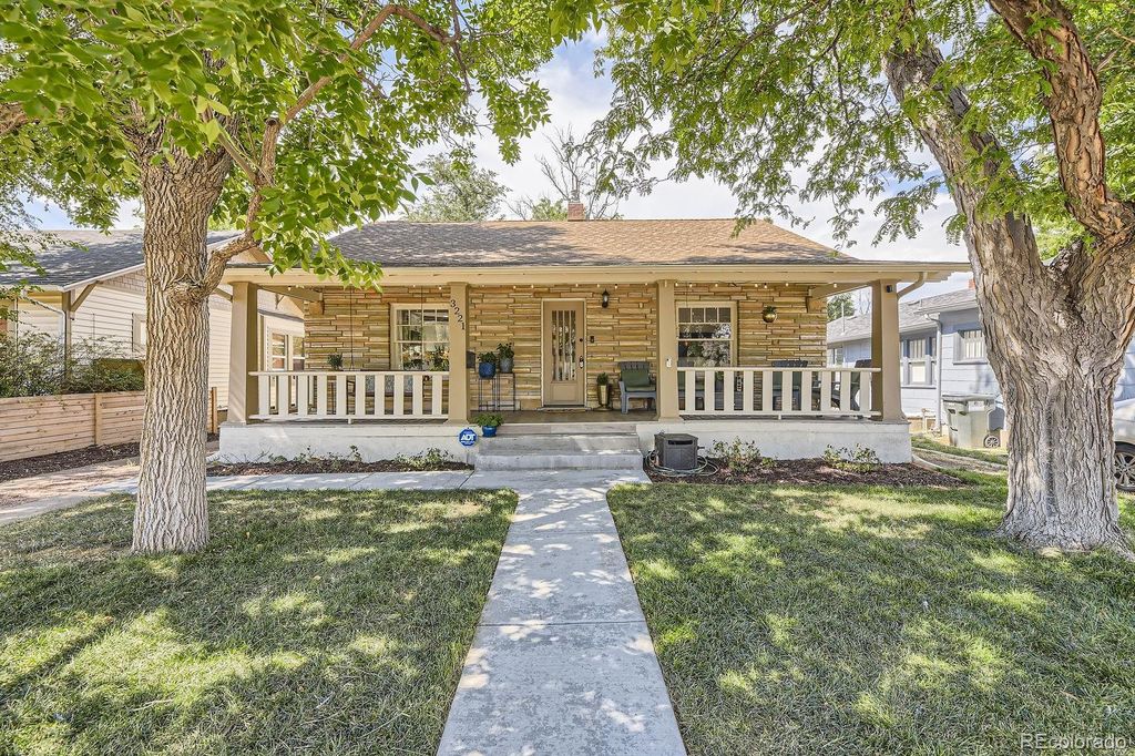 Photo of 3221 S Grant Street, Englewood, CO 80113 (MLS # 8427846)