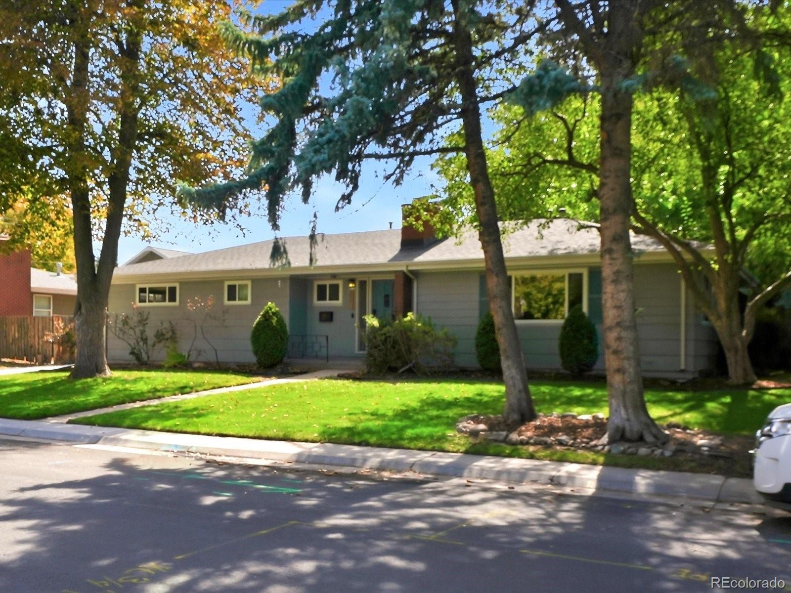 2338 E Floyd Place