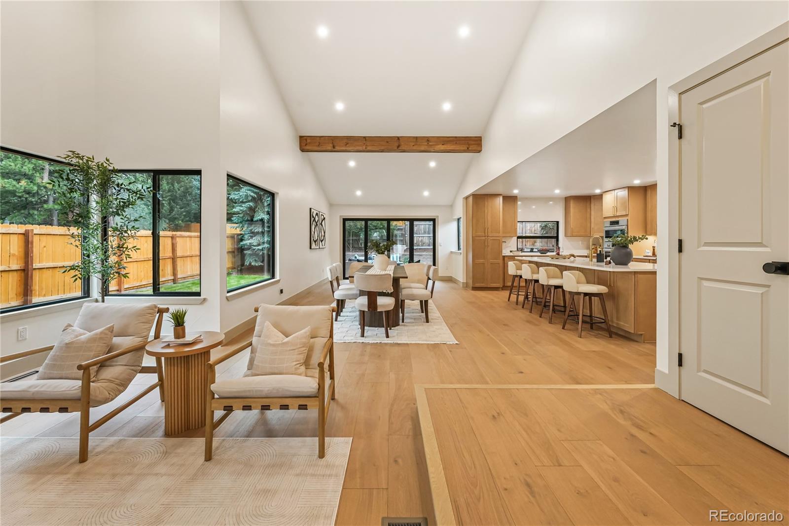3644 E Fremont Place