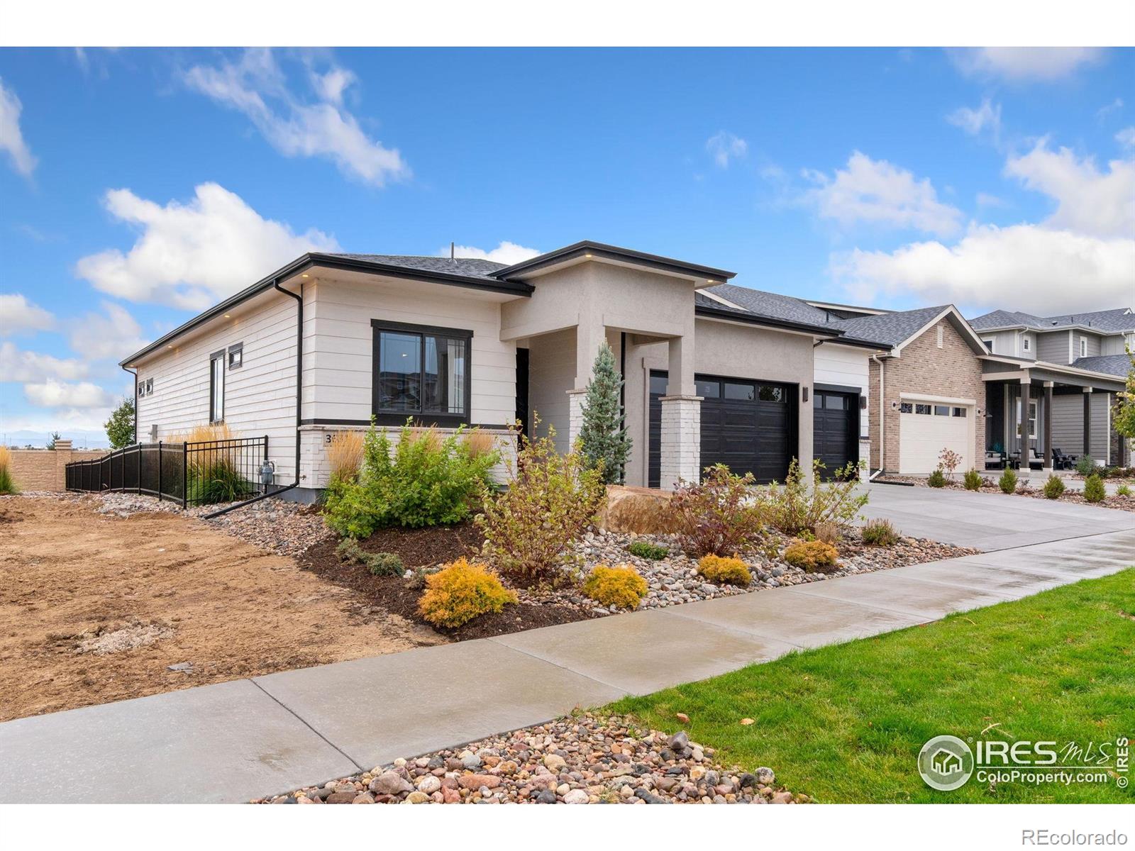 3631 N Buchanan Court