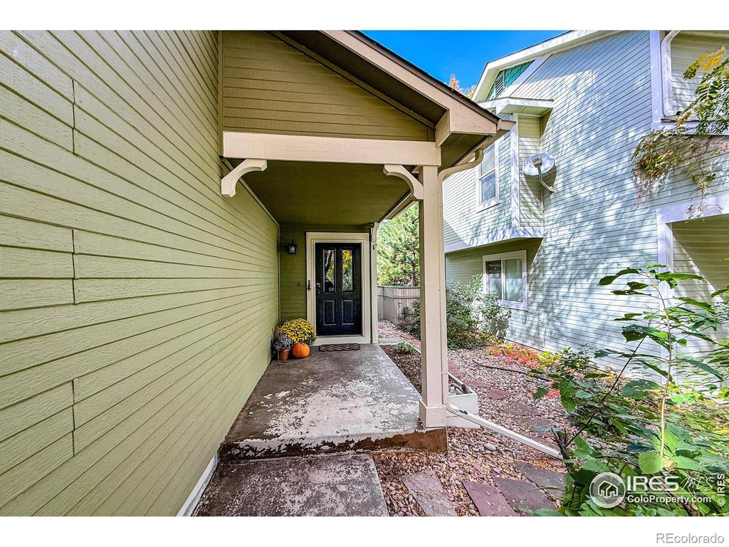 Photo of 767 Thornwood Circle, Longmont, CO 80503 (MLS # IR1044957)