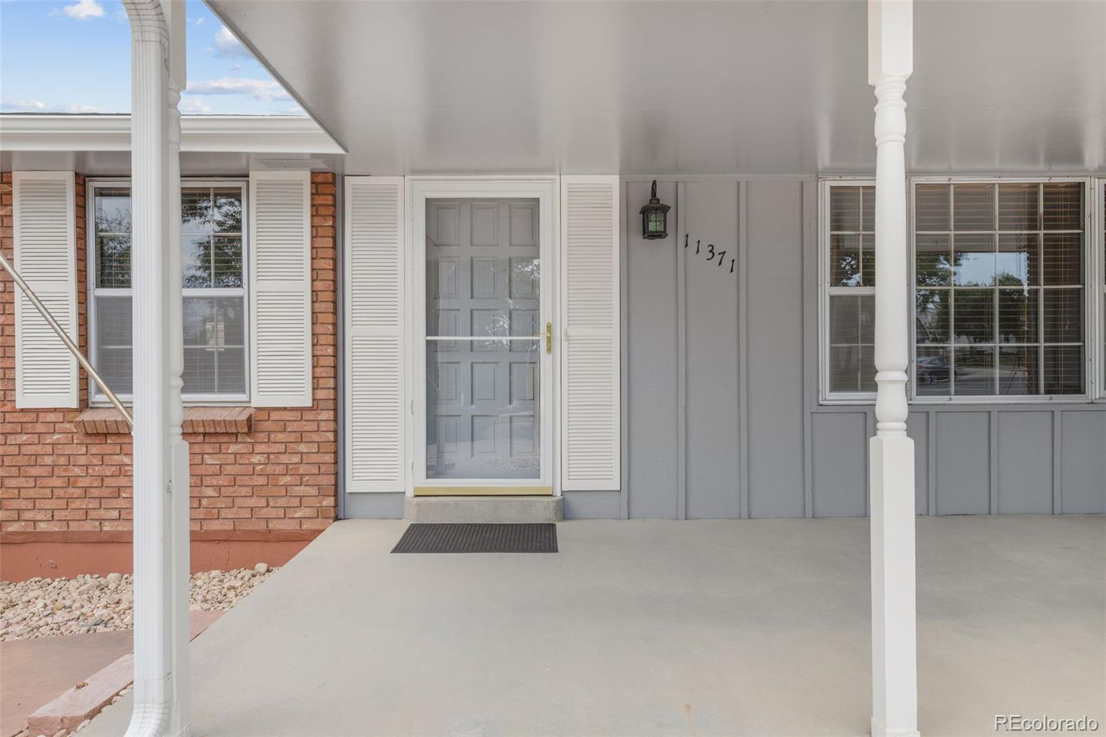 11371 W 71st Place