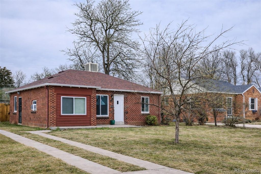 Photo of 1621 Olive Street, Denver, CO 80220 (MLS # 1909581)
