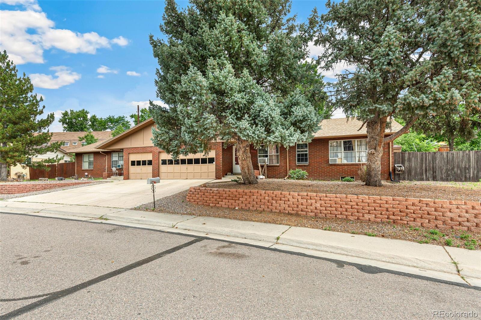 10685-10695 W 12th Place