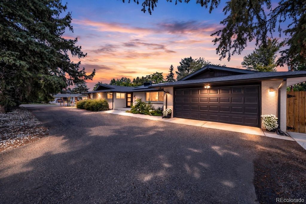 Photo of 11881 W 26th Avenue, Lakewood, CO 80215 (MLS # 9841913)