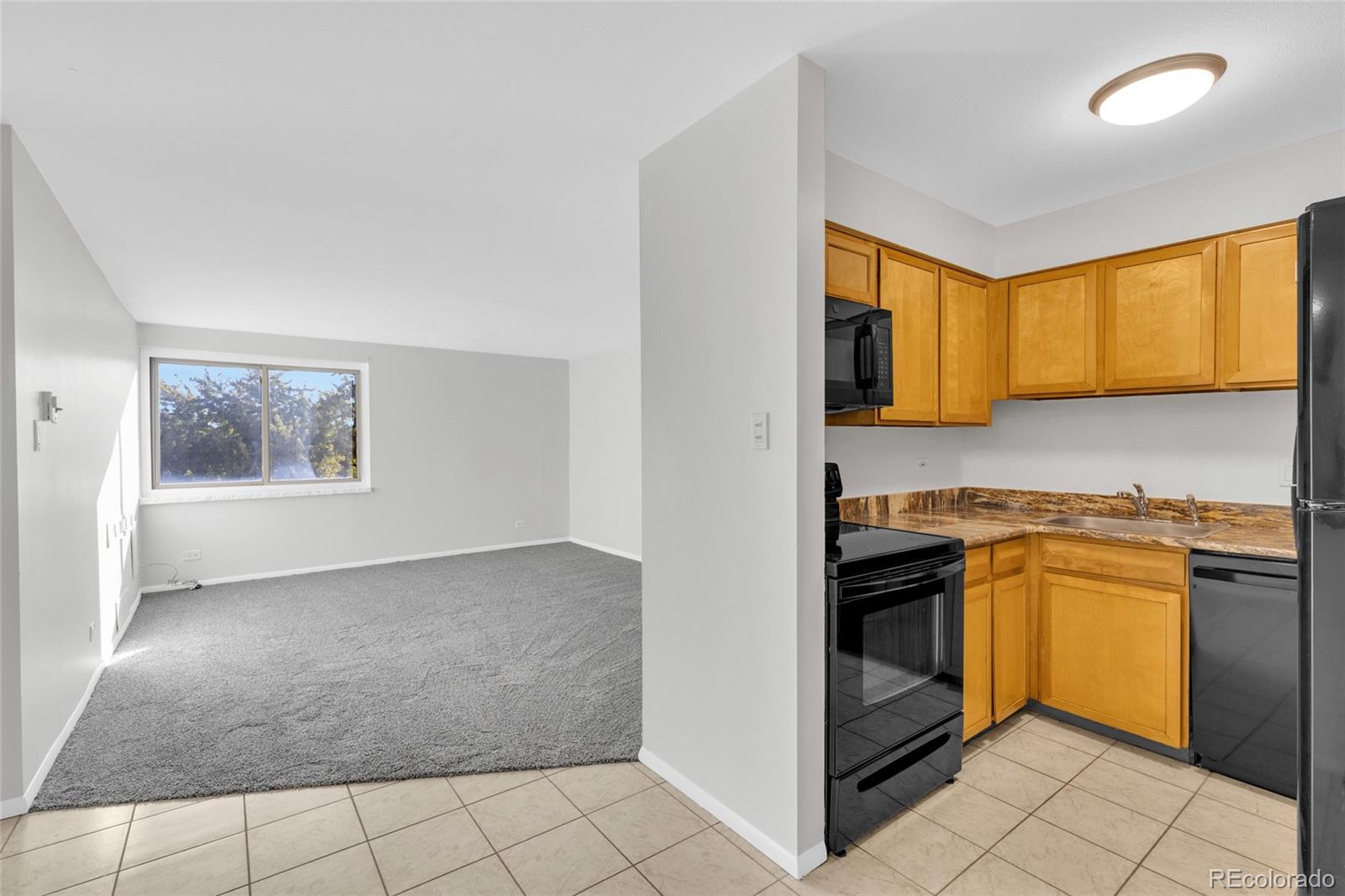 1366 Garfield Street 505