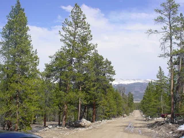 833 Peak View Drive