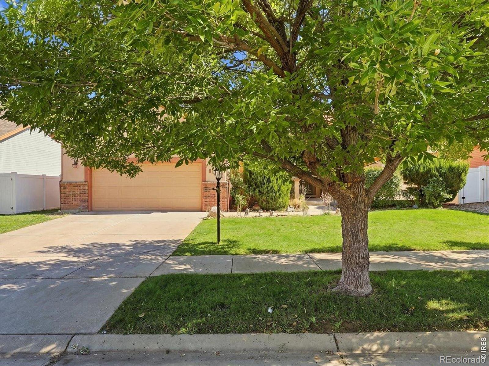 9038 Shenandoah Avenue
