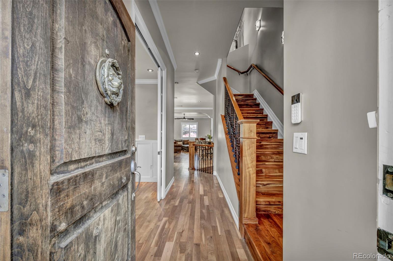 2527 Tremont Place