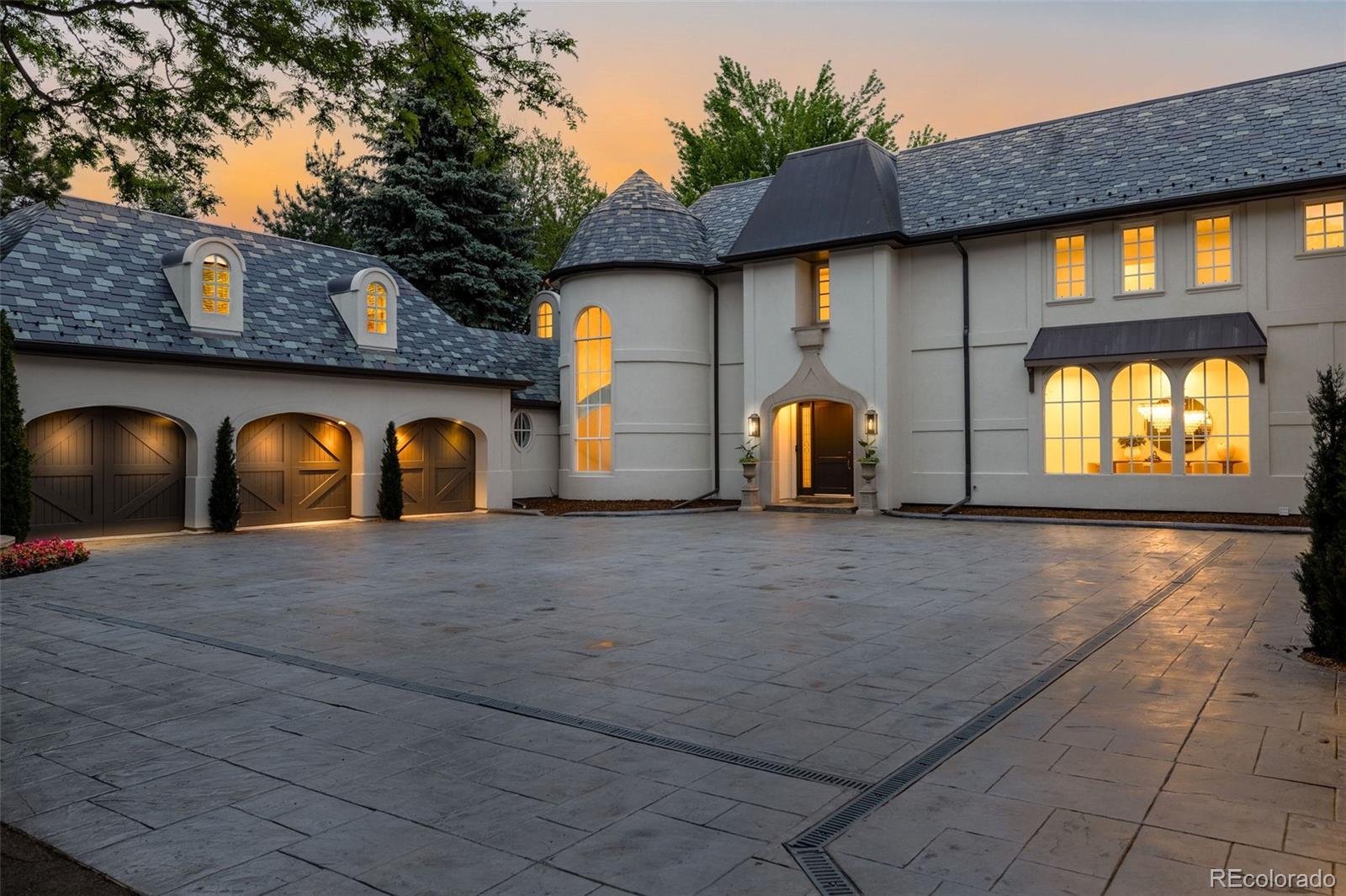 5 Churchill Drive
