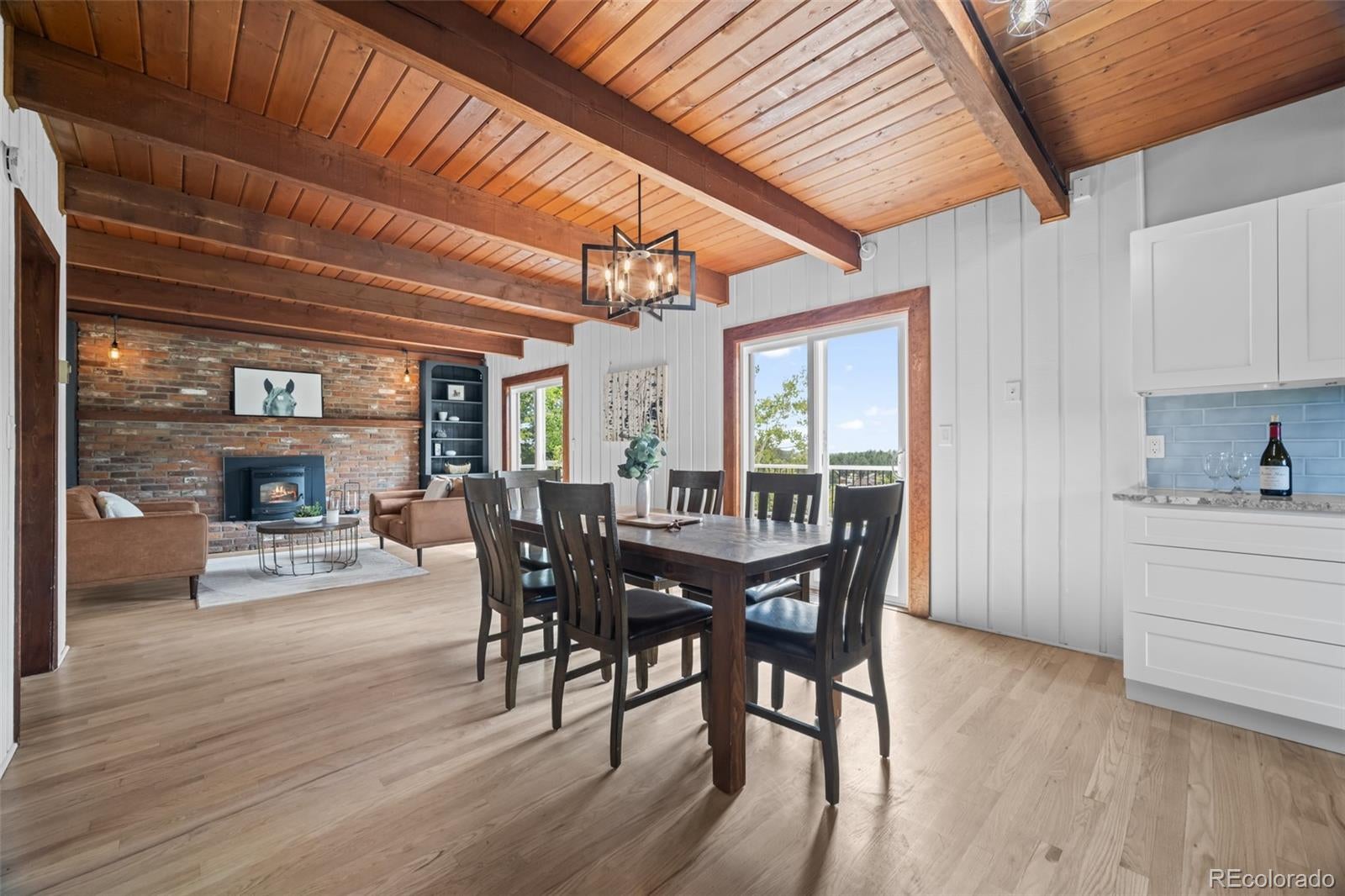 1231 Nova Road